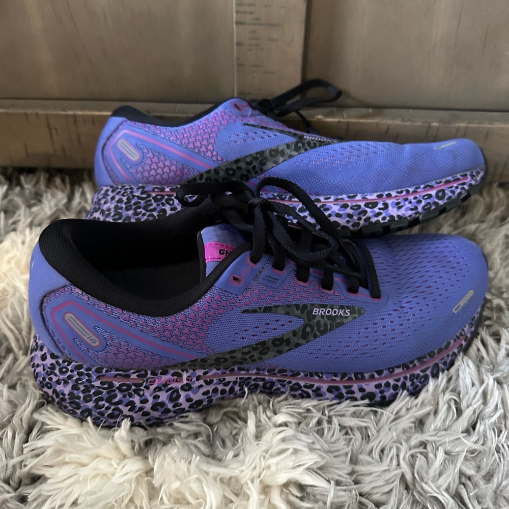 Womens Brooks ghost 14 running shoes